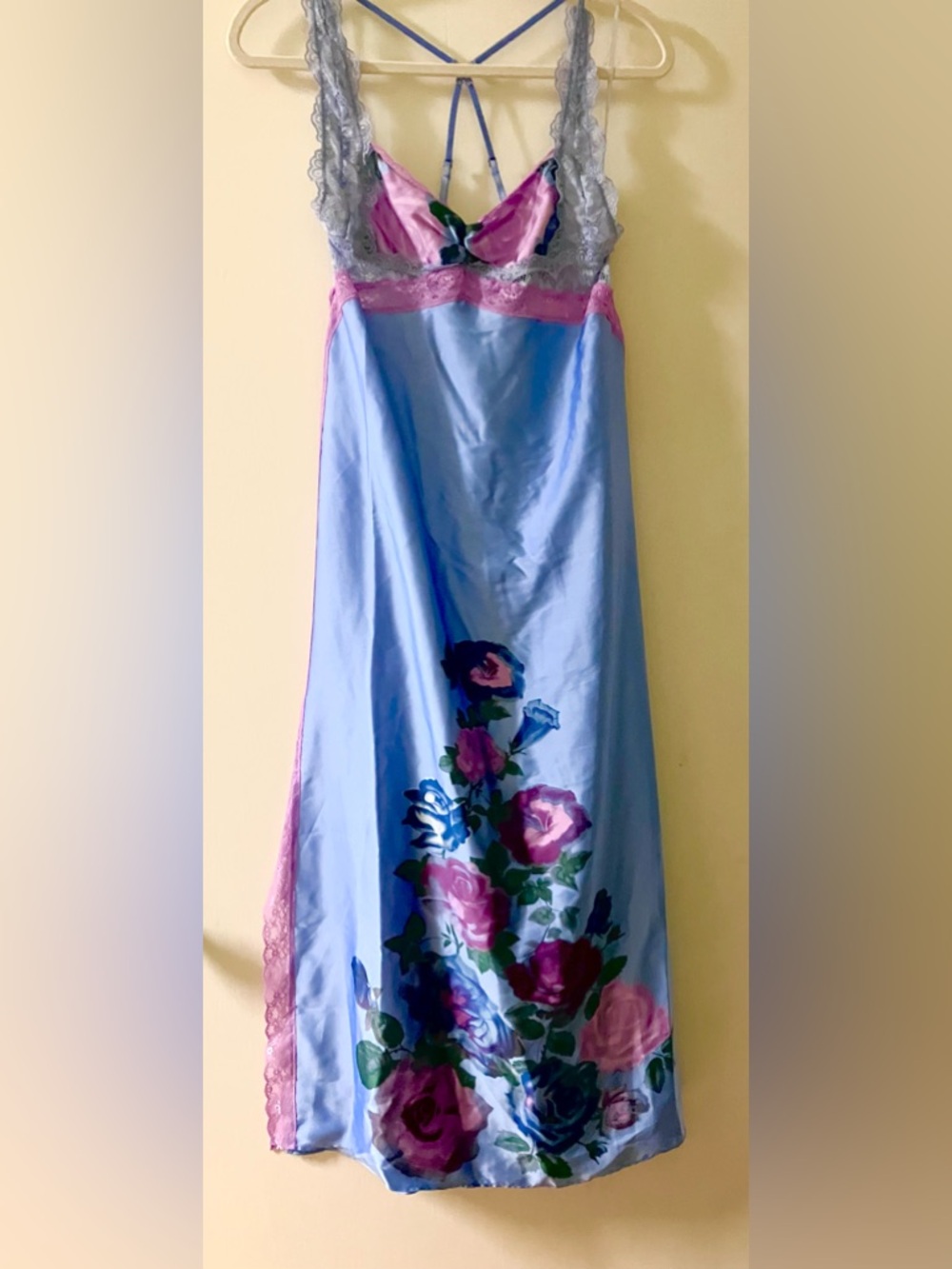 Free People Periwinkle Blue and Orchid Pink Floral Lace-Trim/Satin Slip Dress: M - Picture 7 of 10